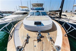 57032_d7ykv_astondoa_72_glx_2025_barcelona_yachting_-_29.jpg