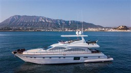 e98d7_0qar3_astondoa_72_glx_2025_drone_barcelona_yachting_-_4.jpg