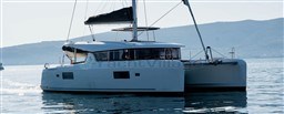 0e2da_rukpm_lagoon_42_p_montenegro_2023_barcelona_yachting_2026_-_5.jpg