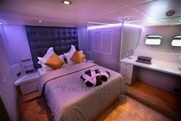 4dd46_ms34t_explorer92_barcelona_yachting_-_5.jpg