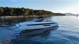 72911_wu6xw_bb44_ischia_barcelona_yachting_-_1.jpg