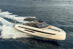 bb3ce_eq4x9_bb44_yachts_ischia_barcelona_yachting_-_5.jpg