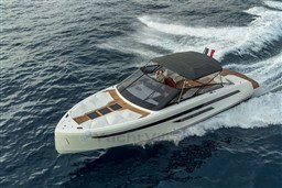 b19e1_mptnk_bb44_yachts_ischia_barcelona_yachting_-_6.jpg