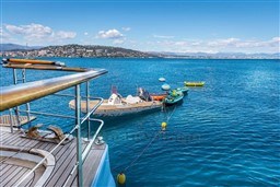 2452c_i9rjp_yacht_barcelona_yachting_sarri_32_-_2.jpg