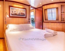 df131_59p50_yacht_barcelona_yachting_sarri_32_-_1.jpg