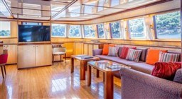 7a0b2_rnyne_yacht_barcelona_yachting_sarri_32_-_22.jpg