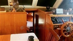 3a8eb_stq5v_gypsy_44_barcelona_yachting_-_7.jpg