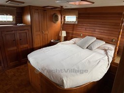 7af84_k0bq8_island_gypsy_44_barcelona_yachting_-_10_1_-1.jpg