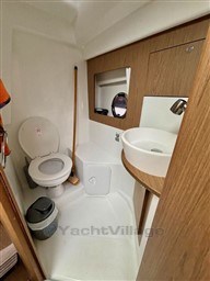 9c59e_bihai_beneteau_gt_34_barcelona_yachting_-_13-1.jpg