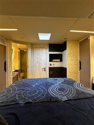 8068e_tab6g_arven_400_barcelona_yachting_-_5.jpg