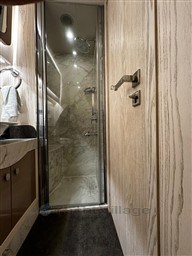 98570_q8vnx_arven_400_barcelona_yachting_-_9.jpg