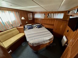 83d0d_iqhzy_horizon_40_barcelona_yachting_-_8.jpg
