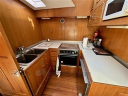 d5562_vvcf6_horizon_40_barcelona_yachting_-_5.jpg