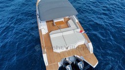 d4373_t17gj_bb35_elba_outboard_barcelona_yachting_-_3-1.jpg