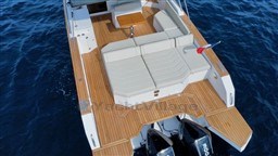 c74b0_j3nwa_bb35_elba_outboard_barcelona_yachting_-_11-1.jpg