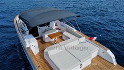 0e910_6twnn_bb35_elba_outboard_barcelona_yachting_-_7-1.jpg