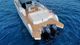 d3909_q1ncf_bb35_elba_outboard_barcelona_yachting_-_16-1.jpg