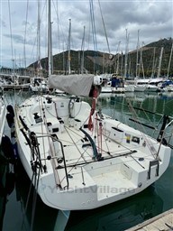 d6400_0iy2e_sun_fast_3300_barcelona_yachting_-_11.jpg