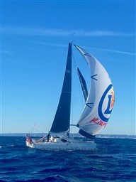 7006b_ueagf_jeanneau_sunfast_3300_barcelona_yachting_-_3.jpg