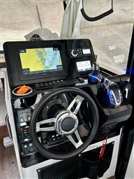 3b082_w5n4a_jeanneau_merry_fisher_895_sport_barcelona_yachting_-_19.jpg