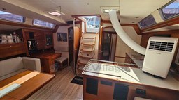 6c32c_mjftu_hanse_531_barcelona_yachting_-_28.jpg