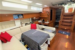3cf35_nyppt_beneteau_oceanis_55_barcelona_yachting_-_23.jpg