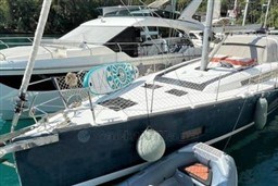 8fa08_etyz9_beneteau_oceanis_55_barcelona_yachting_-_2.jpg