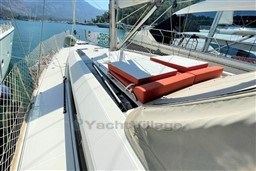 117a2_q4wsp_beneteau_oceanis_55_barcelona_yachting_-_5.jpg