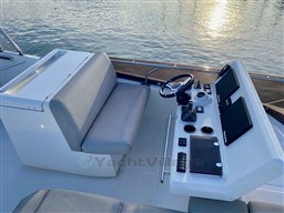 ac4e4_l7wts_jeanneau_prestige_520_fly_barcelona_yachting_-_7_1_.jpg