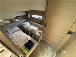 81983_btz6w_jeanneau_prestige_520_fly_barcelona_yachting_-_5.jpg