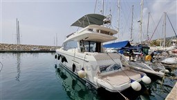 07436_odog7_jeanneau_prestige_520_fly_barcelona_yachting_-_1.jpg