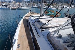 37432_zvqzq_dufour_530_2021_barcelona_yachting_-_18.jpg