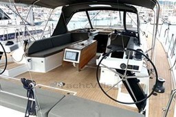 15683_ief4g_dufour_530_2021_barcelona_yachting_-_6.jpg