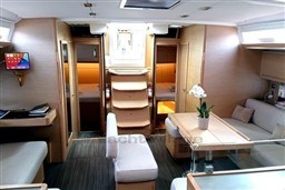 e59d5_4ap7j_dufour_530_2021_barcelona_yachting_-_48.jpg