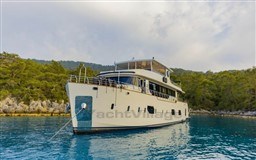 55bca_wcfnb_simay_m_trawler_2_barcelona_yachting_-_5-1.jpg