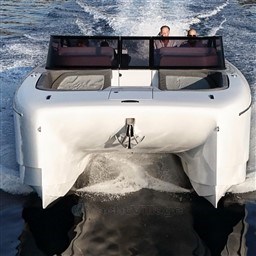 d62ed_a9bfk_heritage_canados_catamaran_barcelona_yachting_-_10.jpg