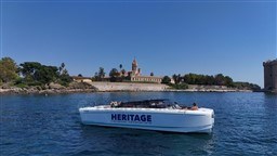31ddf_y6b77_heritage_canados_catamaran_barcelona_yachting_-_19.jpg