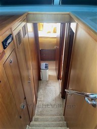 abbe3_8ai3e_riviera_4400_sport_yacht_2008_barcelona_yachting_-_19.jpg
