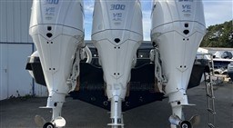 7121d_rrwu1_lomac_gt_12_barcelona_yachting_-_7.jpg