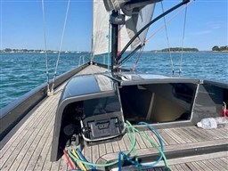 b464f_zwefz_alphena_one_barcelona_yachting_-_17.jpg