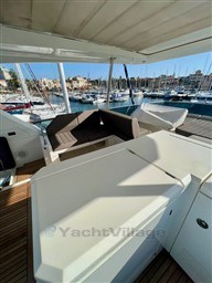 0820b_eev1p_jeanneau_prestige_630_barcelona_yachting_-_7.jpg