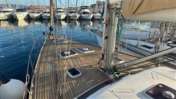 ec793_enhho_dufour_485_gl_2008_barcelona_yachting_-_55.jpg
