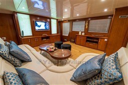 fe725_mybpg_mysy_trawler_26m_2023_barcelona_yachting_-_19.jpg