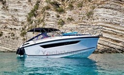 8b52a_laonb_parker_800_cruiser_barcelona_yachting_-_1.jpg