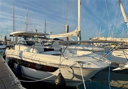 122c8_cjine_cap_camara_barcelona_yachting_-_1_1_.jpg