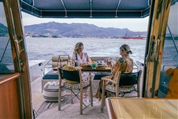 f3896_dhwcg_fashion_68_barcelona_yachting_-_1.jpg