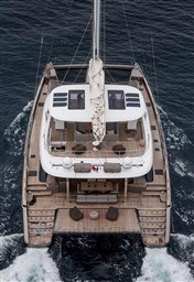 c2acb_l5lom_luxury_sailing_catamaran_sunreef_70_barcelona_yachting_-_10.jpg