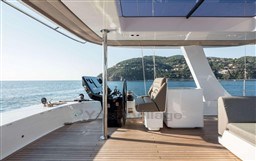 c5446_1enbg_luxury_sailing_catamaran_sunreef_70_barcelona_yachting_-_12.jpg