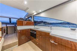 9cb13_pxadl_targa_50_gt_interior_galley-up.jpg