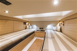 f0216_bzjgw_gc_pardo_yachts_interior_2017_0043_copia.jpg